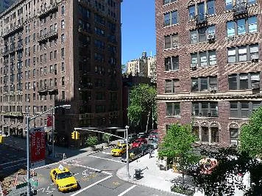 Sold by Corcoran | media 23