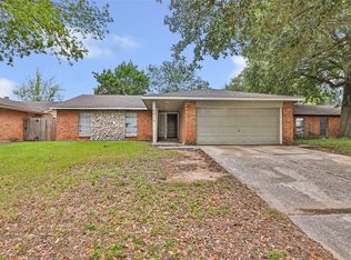 8415 Apothecary Ln, Houston, TX 77064