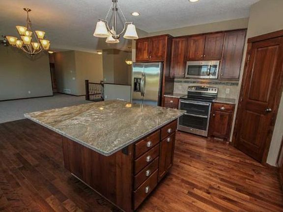 5th image of 3627 169th Ln NE