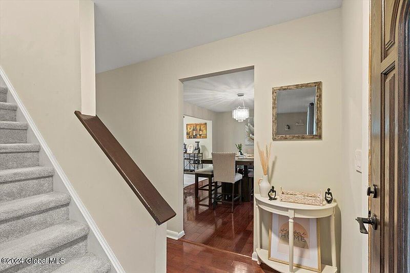 2nd image of 7 St Andrews Drive