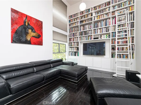 13326 Beach Ave Unit 204, Marina Del Rey, CA 90292