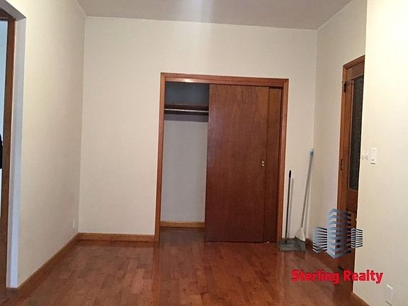 3rd image of 3163 44th St APT 2F