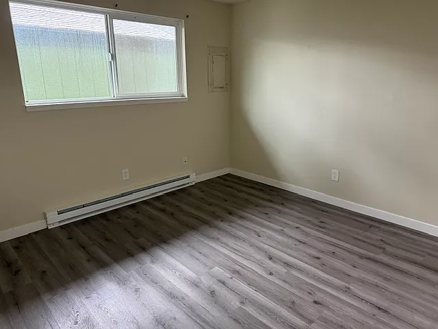 2 bed, 850 sqft, $1,420 — Photo 2