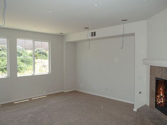 3rd image of 5565 Coralwood Pl
