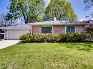 119 Ridge Dr, Dekalb, IL 60115