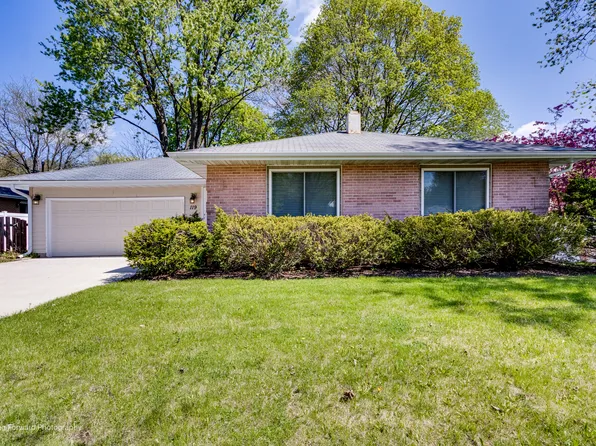119 Ridge Dr, Dekalb, IL 60115
