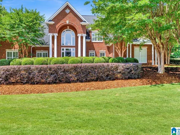 505 Ryding Cir, Trussville, AL 35173