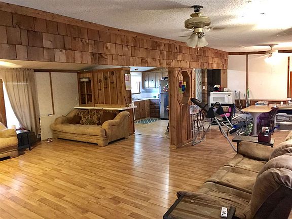 3rd image of 14599 N Highway 6