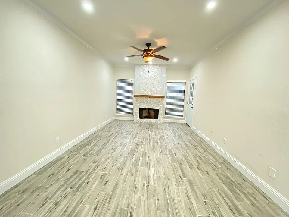 7900 N Stadium Dr #29