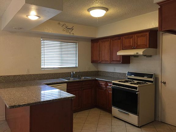 2nd image of 4315 Gird Ave