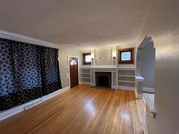 3rd image of 5864 Goener Ave