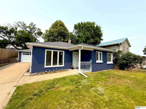 1260 Belmont Ave, Lincoln, NE 68521