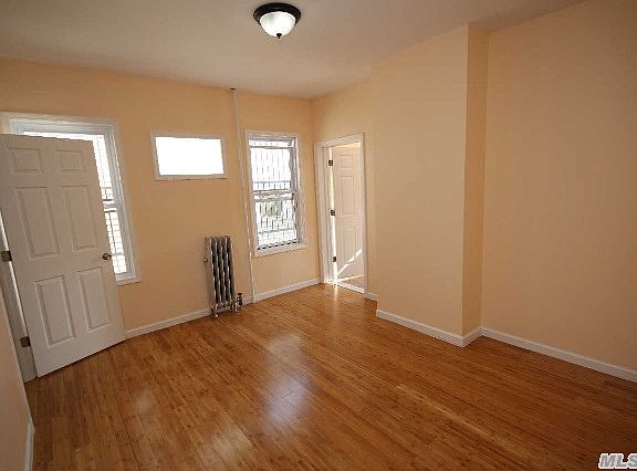 4th image of 8724 112th St
