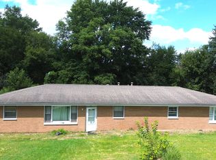 1703 Pinewood Ln, Joliet, IL 60433