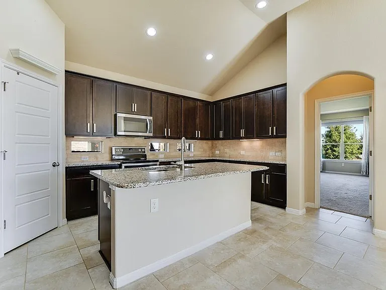 16208 Cantania Cv — Photo 7