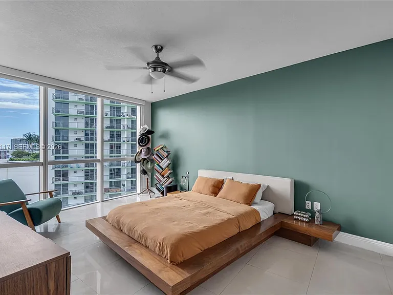 1750 N Bayshore Dr #1815 — Photo 15