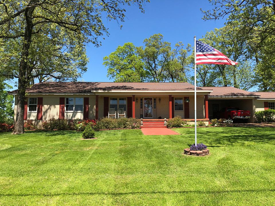 1st image of 335 Dennison Hts