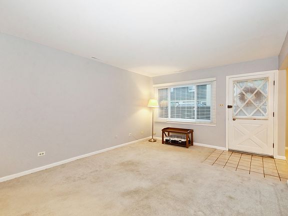 2nd image of 4034 Almansa Ln