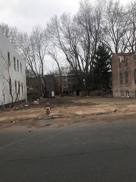 1st image of 3235 7th Ave