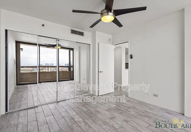 2499 Kapiolani Blvd #3506 — Photo 8
