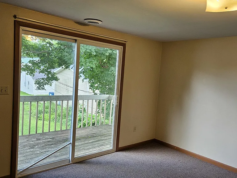 9 1/2 N Randolph St #9UP — Photo 7