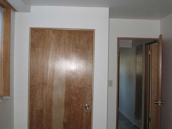 bedroom #1