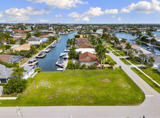960 Bonita Ct, Marco Island, FL 34145