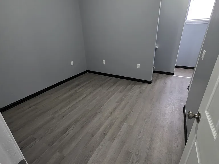 190 Washington St #2 — Photo 5