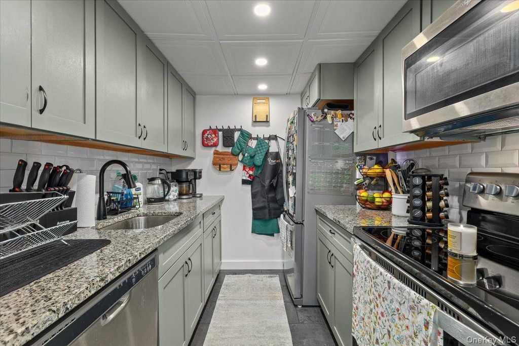 152 Overlook Avenue #2C, Peekskill, NY - More