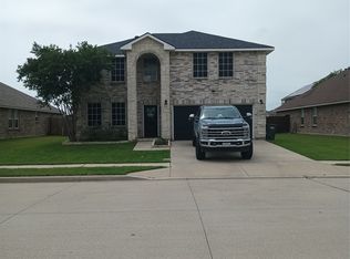 10325 Pyrite Dr, Fort Worth, TX 76131