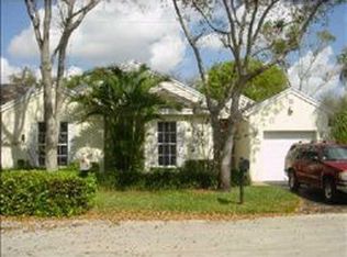 7649 Forest Green Ln, Boynton Beach, FL 33436