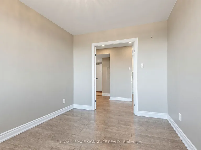 8111 Yonge St #1010 — Photo 20