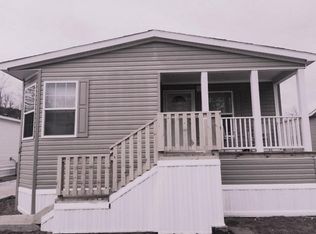62 E Cardinal Ln, Lawrenceville, GA 30044