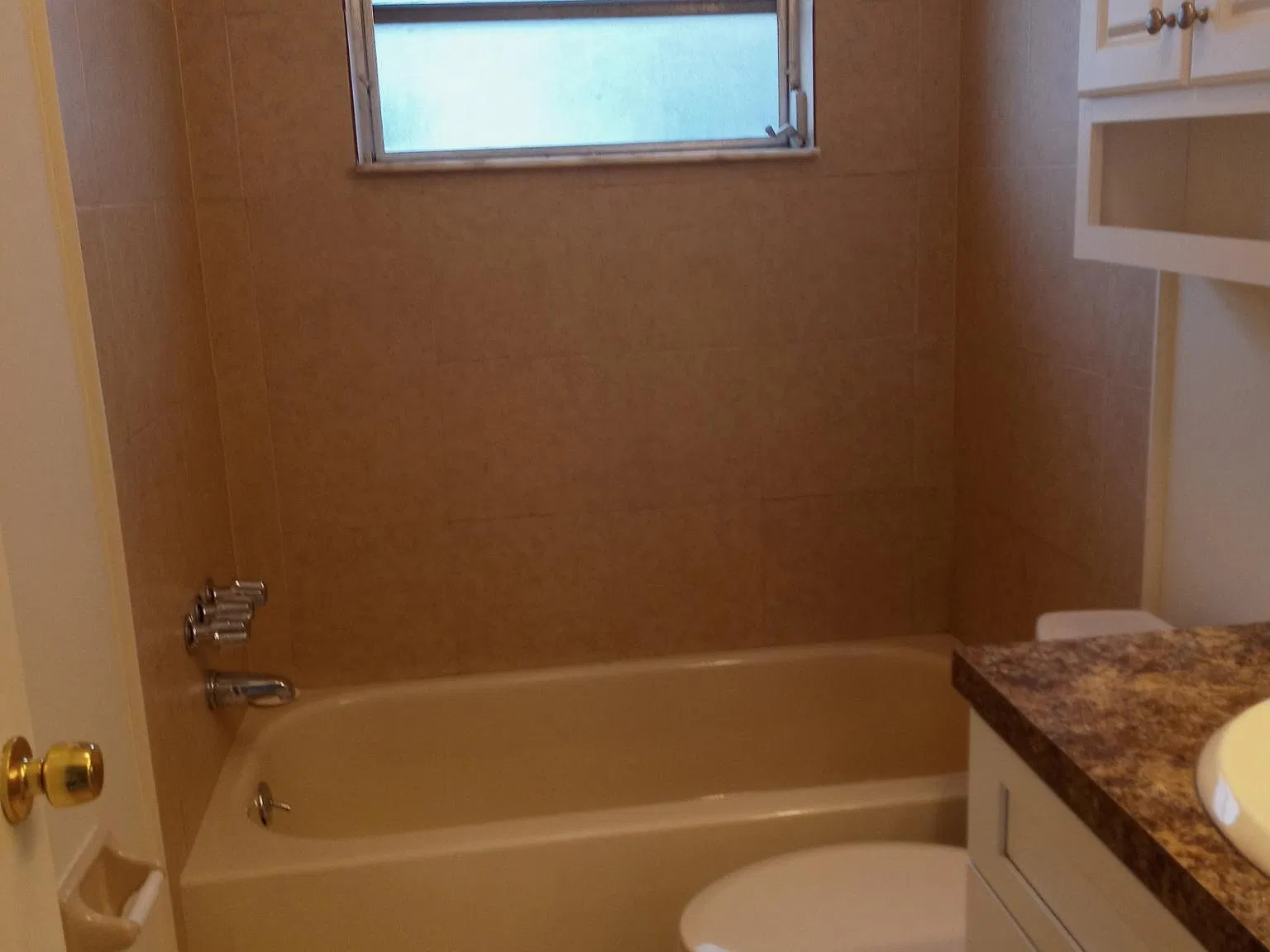 2 bed, 980 sqft, $1,490 — Photo 3