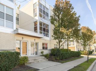 2114 N Commerce St, Milwaukee, WI 53212