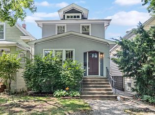 1179 S Harvey Ave, Oak Park, IL 60304