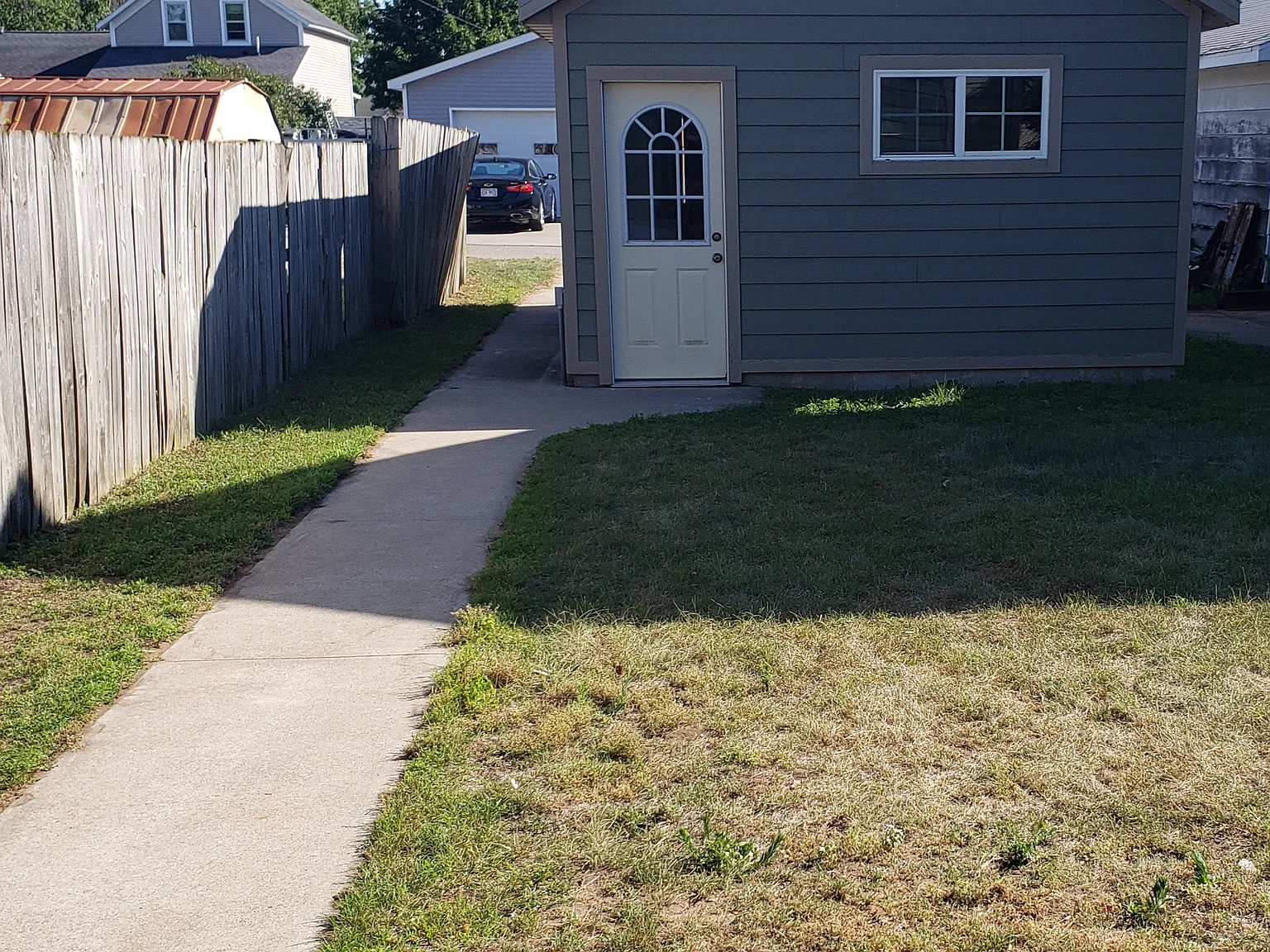 2 bed, 900 sqft, $1,600 — Photo 3