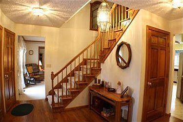 5th image of 4728 Fox Run Dr