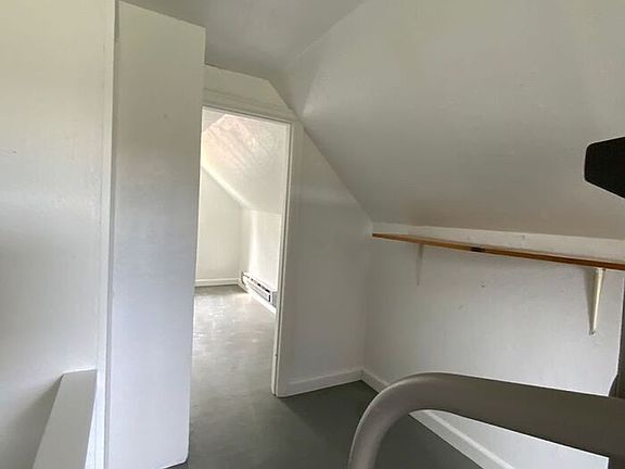 5th image of 8222 Pipeline Rd E