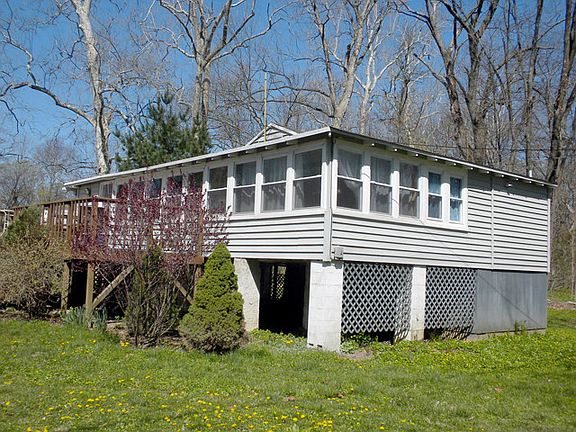 4th image of 26 Breezy Park Dr