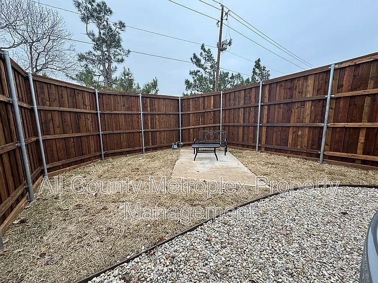 6015 Willow Wood Ln — Photo 10