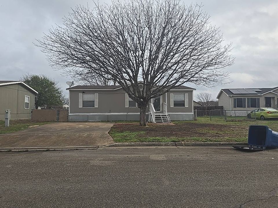 1st image of 534 Northgate Cir