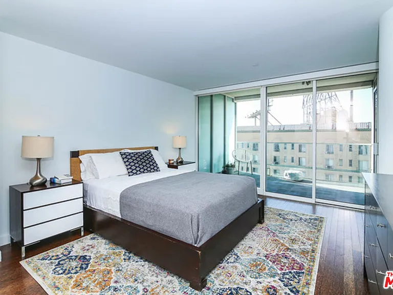6250 Hollywood Blvd #10N — Photo 20