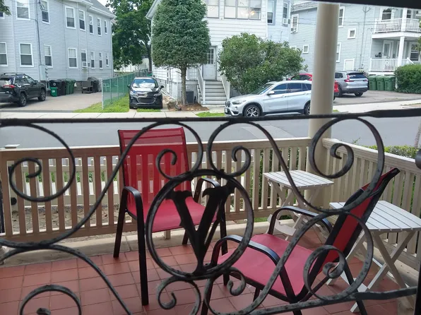 241 Boylston St #241, Watertown, MA 02472