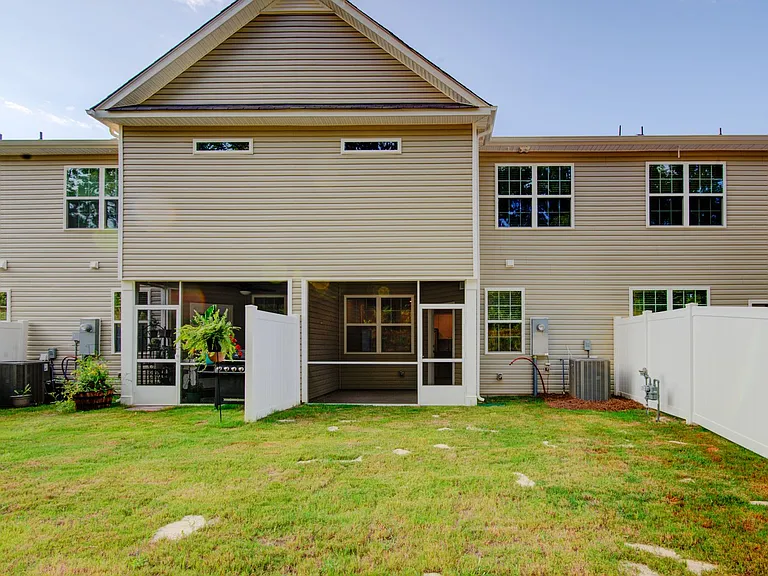 14061 Castle Nook Dr #70 — Photo 4