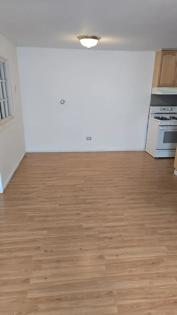 Building Photo - 974 Crabapple Dr #306