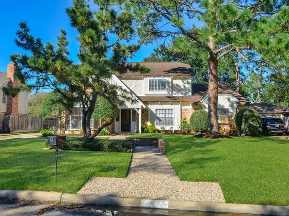 11002 Olympia Dr, Houston, TX 77042