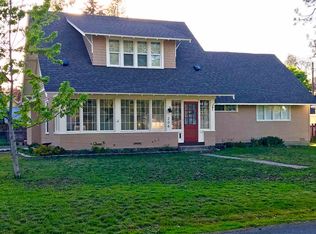 206 N 4th St, Cheney, WA 99004