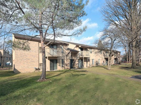 15833 W Eleven Mile Rd #221