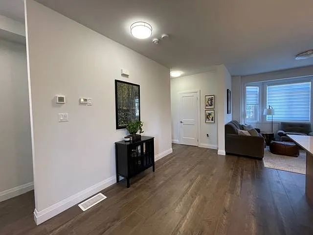 176 Benton St — Photo 9